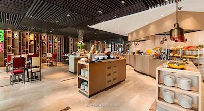 د لیلا امبینس کانیونشن هتل دهلی