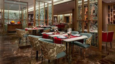 د لیلا امبینس کانیونشن هتل دهلی