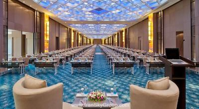 د لیلا امبینس کانیونشن هتل دهلی