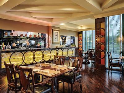 موونپیک گرند ال بوستان