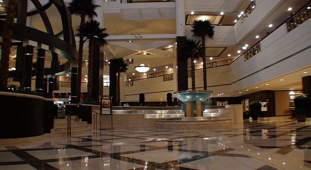 موونپیک گرند ال بوستان