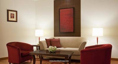 مجستیک سیتی ریتریت هتل