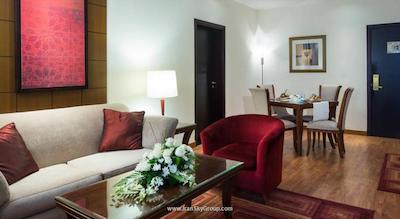 مجستیک سیتی ریتریت هتل