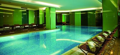 کراون پلازا استانبول هاربیه