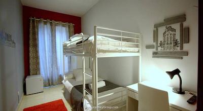 هاستل آرتیستیک بارسلونا