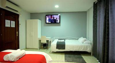 هاستل آرتیستیک بارسلونا