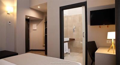 می رمبلس هتل