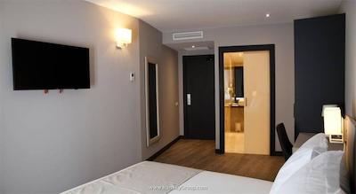 می رمبلس هتل