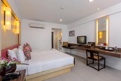 سوادی پاتونگ ریزورت