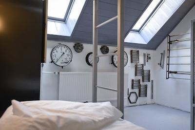 لول بوتیک هاستل