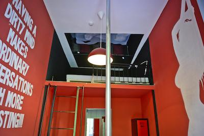 لول بوتیک هاستل