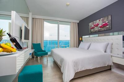 له بلو هتل اند ریزورت