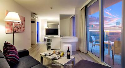 له بلو هتل اند ریزورت