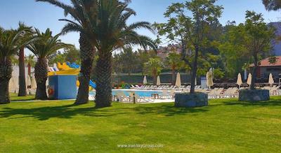 له بلو هتل اند ریزورت