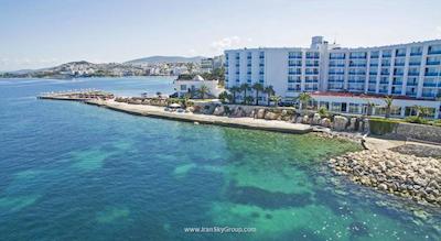 له بلو هتل اند ریزورت