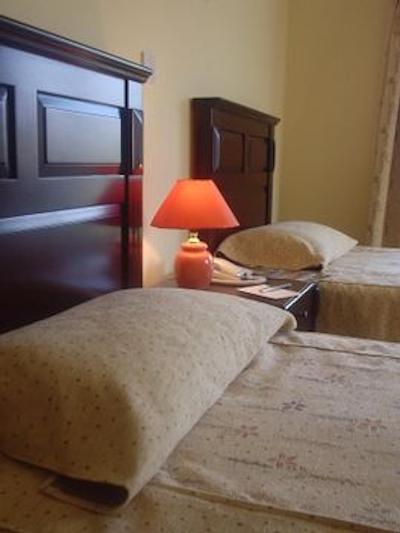 مانولیا هتل