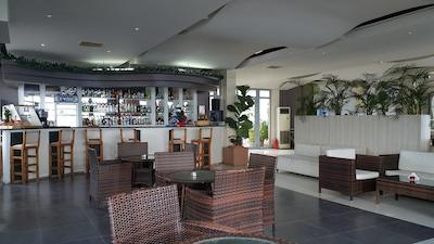 مانولیا هتل