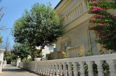 ریورساید گاردن ریزورت