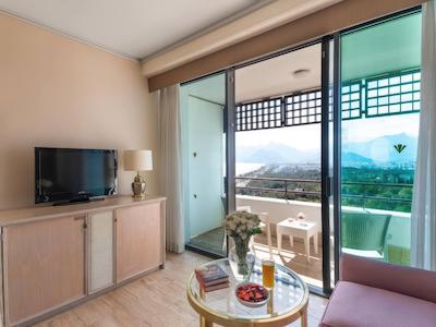 ریکسوس داون تاون آنتالیا