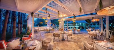 ریکسوس داون تاون آنتالیا