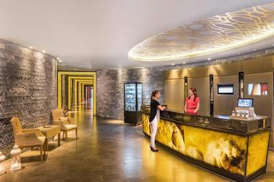 ریکسوس داون تاون آنتالیا