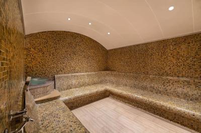 ریکسوس داون تاون آنتالیا