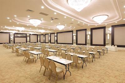 جوجو پریمیر پالاس