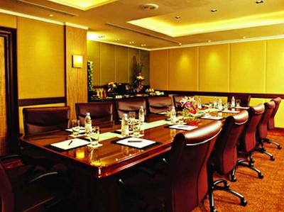 هالیدی این بانکوک سیلوم