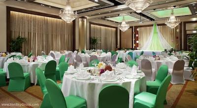 هالیدی این بانکوک سیلوم