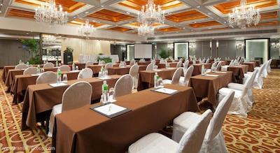 هالیدی این بانکوک سیلوم