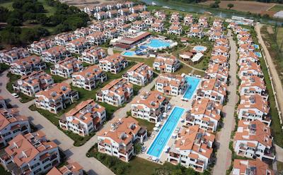 ریور گاردن هالیدی ویلیج