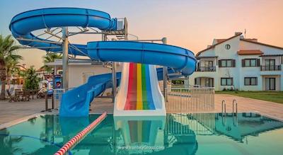 ریور گاردن هالیدی ویلیج