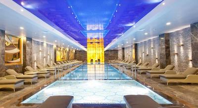 تر لاکچری هتل اند سپا