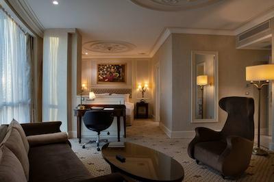 دیوان سویتس گازینتپ