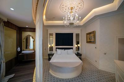 دیوان سویتس گازینتپ