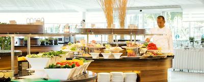 سلکتوم فمیلی ریزورت