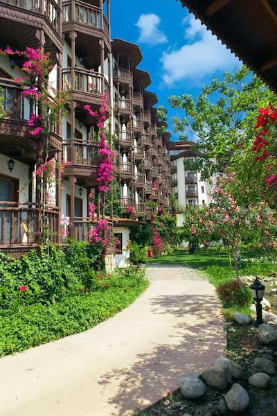 سلکتوم فمیلی ریزورت