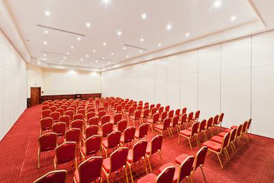 سلکتوم فمیلی ریزورت