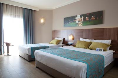 سلکتوم فمیلی ریزورت