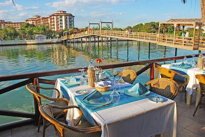 سلکتوم فمیلی ریزورت