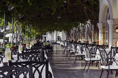 سلکتوم فمیلی ریزورت