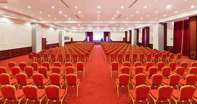 سلکتوم فمیلی ریزورت