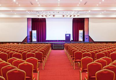 سلکتوم فمیلی ریزورت