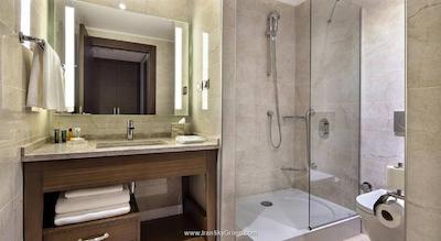 هیلتون گاردن این ازمیر بایراکلی