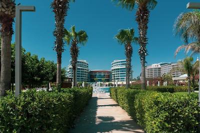 بایا لارا هتل