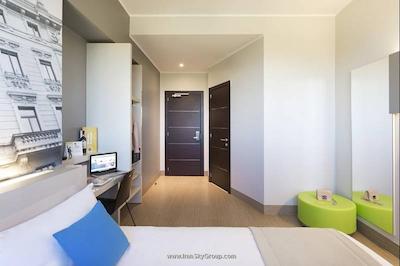 ب اند ب هتل میلانو کنیسیو گریبلدی