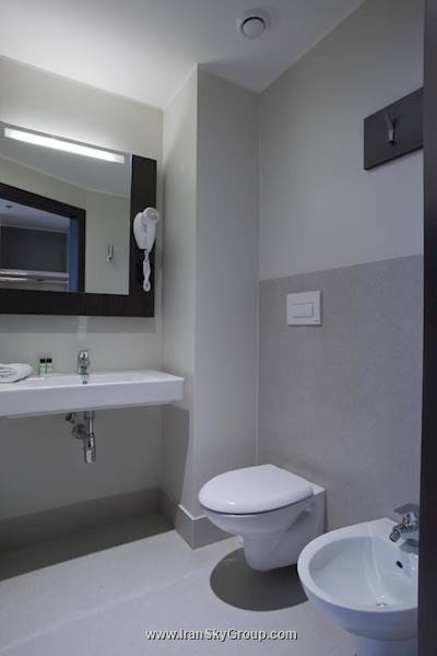 ب اند ب هتل میلانو کنیسیو گریبلدی