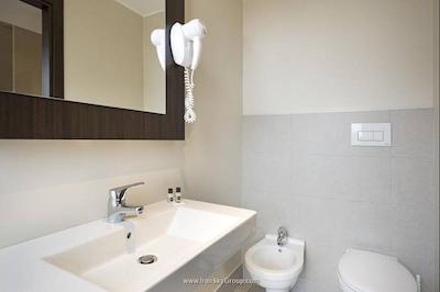 ب اند ب هتل میلانو سانت امبروگیو