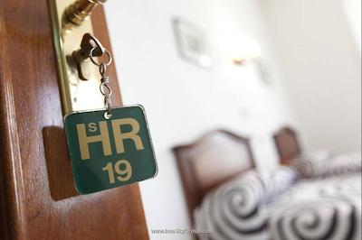 هستل کندستبل