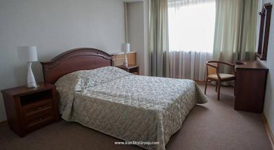 هتل پکروسکی-استرشنوو